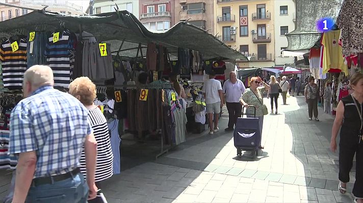 Els mercats ambulants i el petit comerç, a ple sol