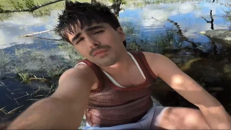 Martin Urrutia presenta "Nadadora", su nuevo single - Fin de semana 24h | Ver