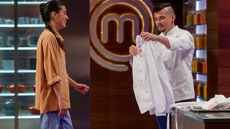 La primera chaquetilla de MasterChef 10 es para... Mara Lo